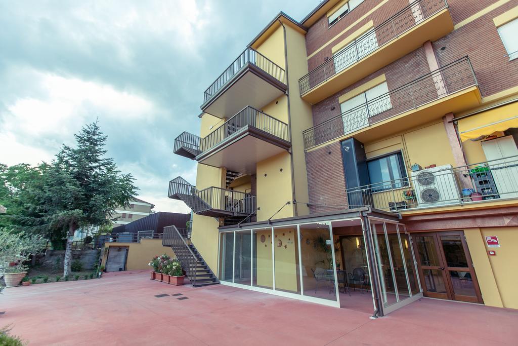 Hotel Donnini Assisi Exteriér fotografie